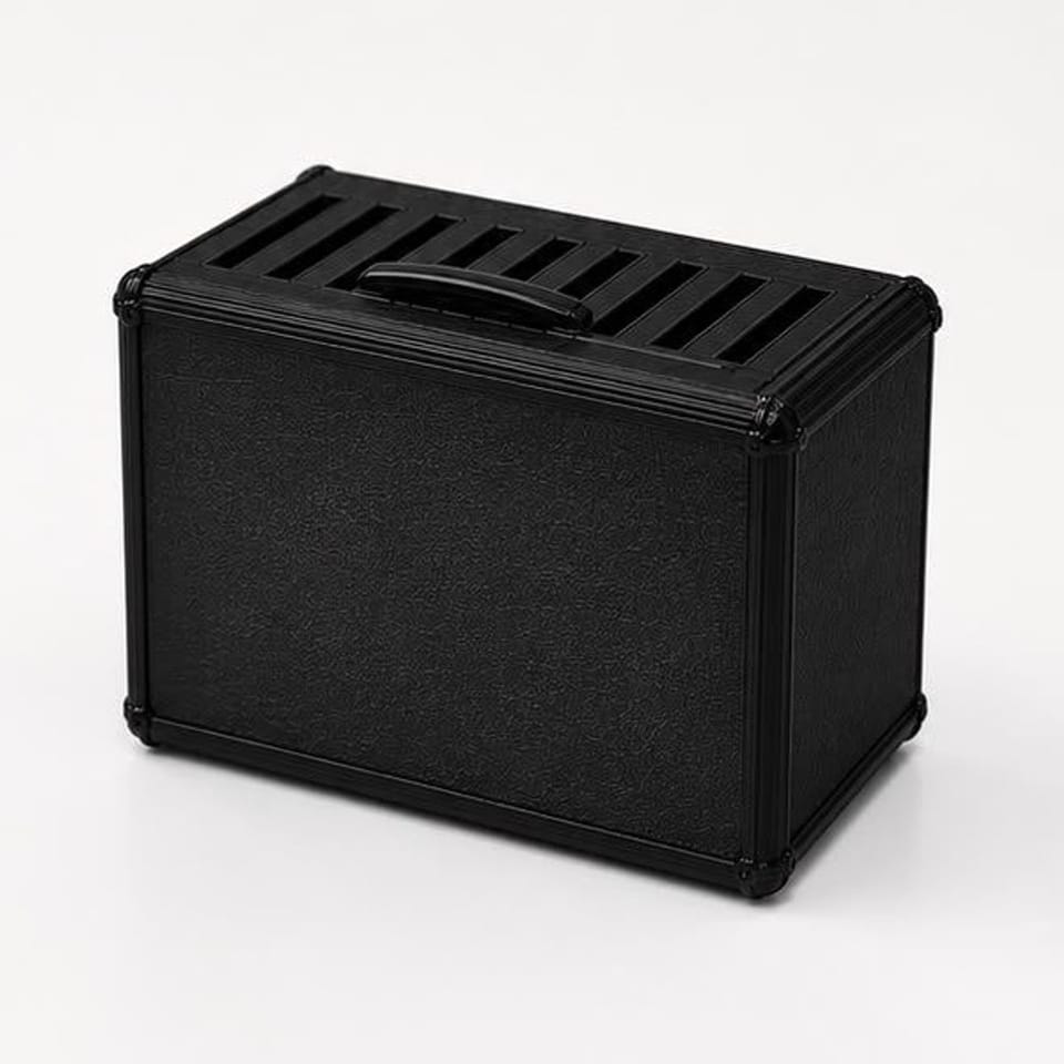 Porta-palhetas impresso em 3D em formato de mini amplificador, vista traseira